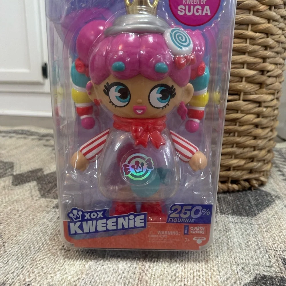 New XOX Kweenie Deluxe Kween of Suga 11